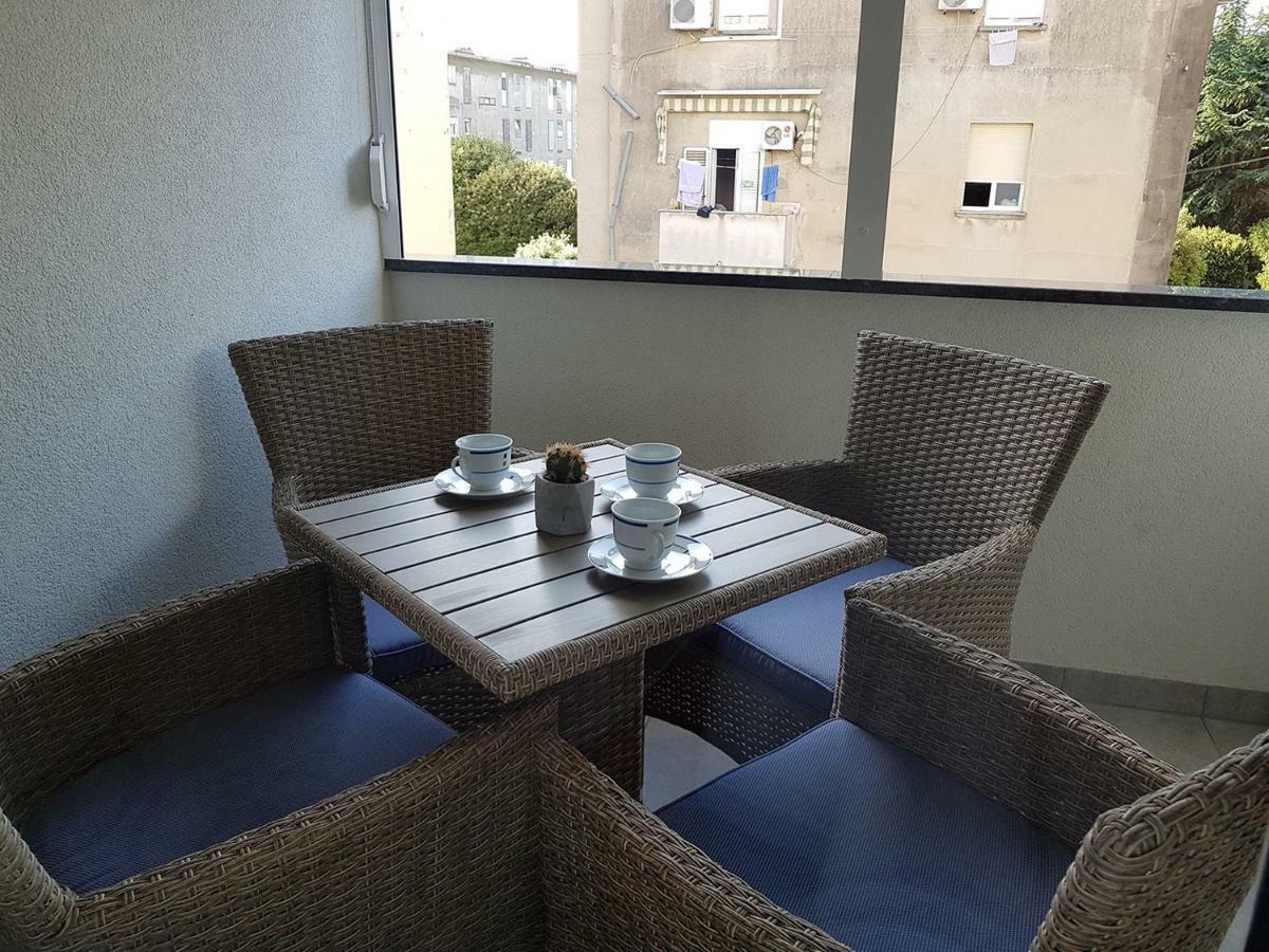 Apartment Domalu Old Town 자다르 외부 사진